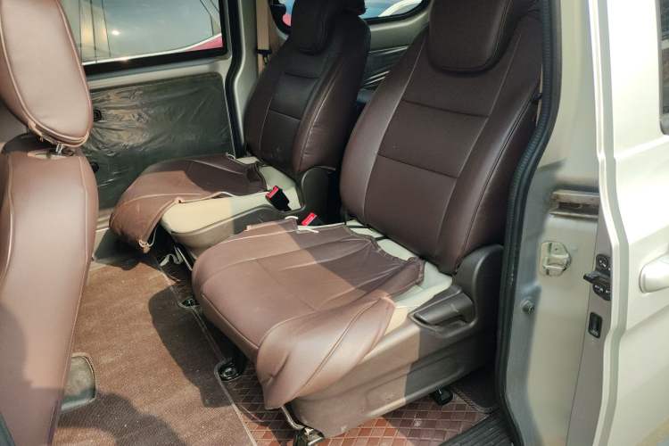 Used Wuling Hongguang V 2022 1.5L Enjoy Edition Electric-Powered LAR