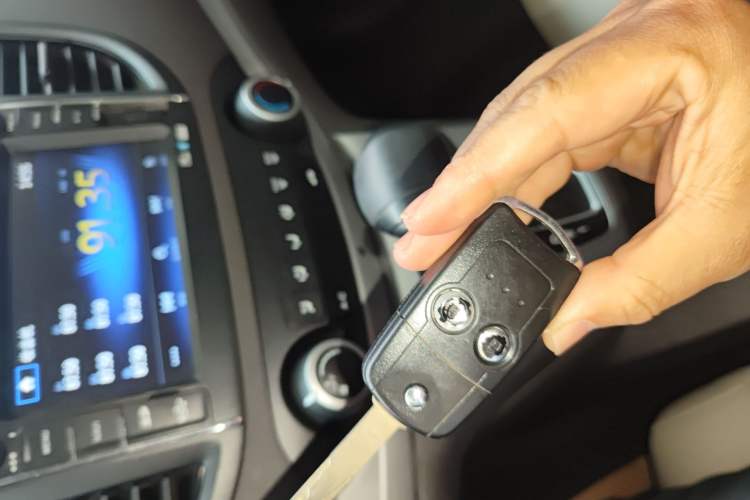 Used Honda CR-V 2015 2.0L 2WD Classic Edition