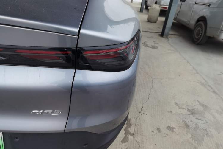 Used ARCFOX Alpha S5 2025 560PRO 185kW
