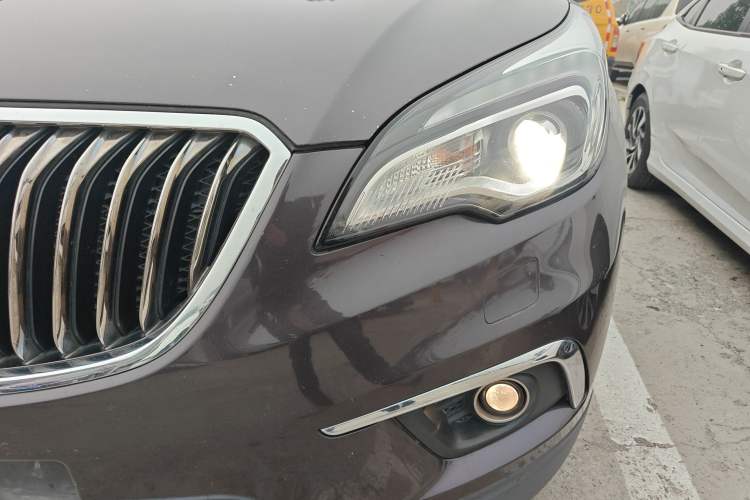 Used Buick Envision 2017 28T Four-Wheel Drive Elite Model
