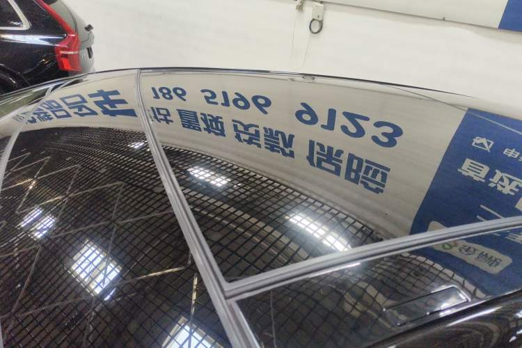 Used Mercedes-Benz R-Class 2015 R 320 4MATIC Luxury Model
