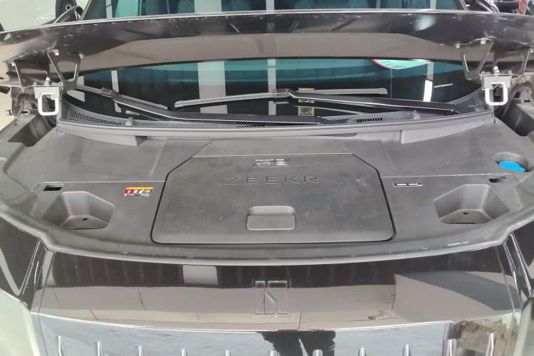 Used Zeekr 009 2022 Revised WE Version
