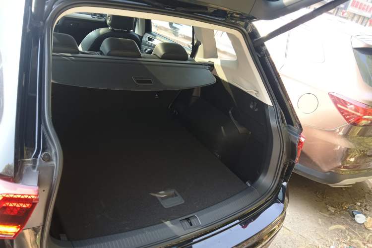 Used Volkswagen Tiguan L New Energy 2021 430 PHEV Plug-in Hybrid Flagship Edition
