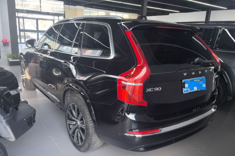 Used Volvo XC90 2024 B5 SmartDrive Luxury Edition 5 Seats