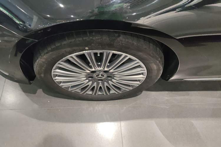 Used Mercedes-Benz E-Class 2021 E 300 L Luxury Model
