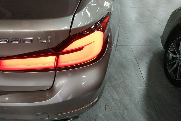 Used BMW 5 Series 2019 530Li Luxury Edition Premium Package