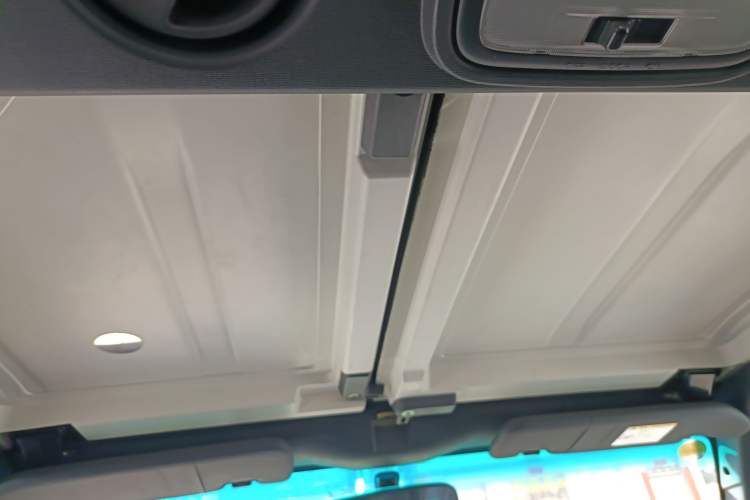 Used  BJ40 2016 40L 2.3T Automatic All-Wheel Drive Premium Edition