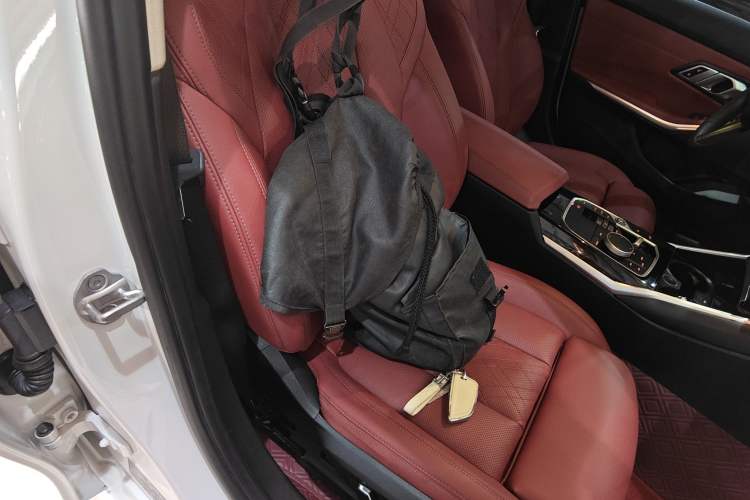 Used BMW i3 2024 eDrive 35 L
