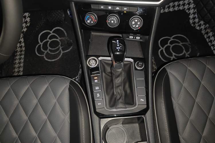 Used Volkswagen Sagitar 2024 300TSI DSG Excellence Edition