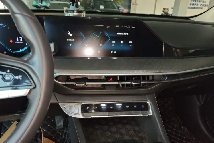 Used Changan Eado 2023 Changan Edition PLUS Blue Whale NE 1.4T GDI DCT Prestige Version