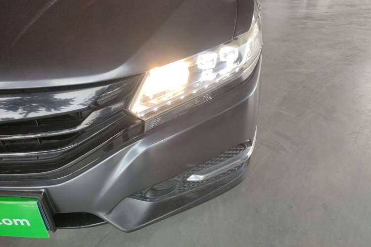 Used Honda Spirior 2015 2.0L Luxury Edition
