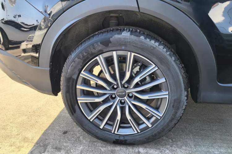 Used JETOUR X70 PLUS 2024 Champion Edition 1.5T DCT Champion MAX 5-Seater