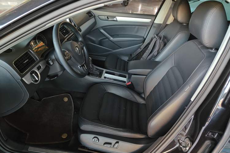 Used Volkswagen Passat 2014 1.8TSI DSG Prestige Edition