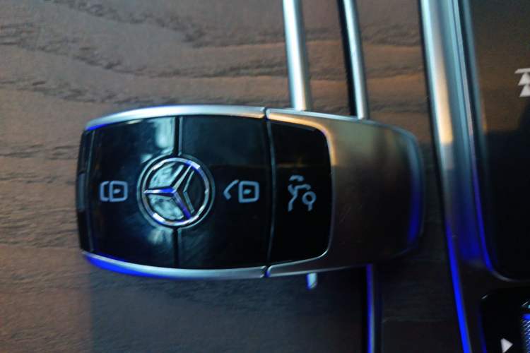 Used Mercedes-Benz E-Class 2020 Restyled E 300 L Exclusive Edition
