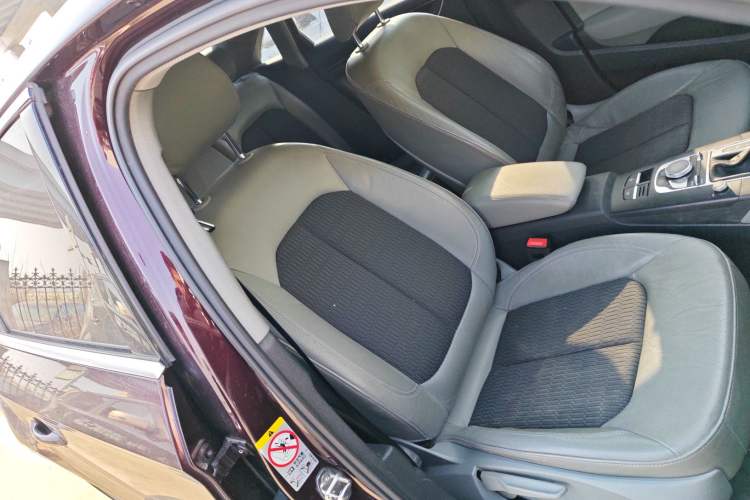 Used Audi A3 2018 30th Anniversary Edition Limousine 35 TFSI Fashion Model
