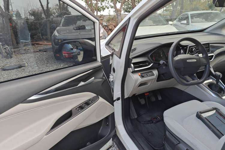 Used SAIC MAXUS G50 2023 1.5T Manual Comfort A
