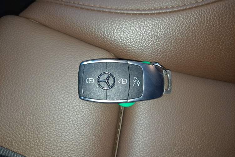 Used Mercedes-Benz GLB 2023 GLB 220 Fashion Model