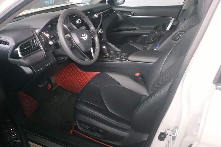 Used Toyota Camry 2019 Revised Version 2.5G Luxury Edition
