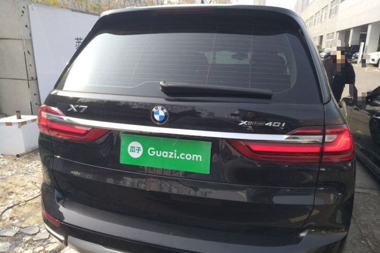 Used BMW X7 2021 xDrive40i Luxury Package with Leading Features