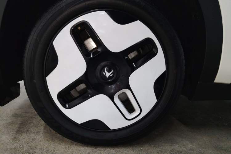 Used ARCFOX Kaola 2023 Family Edition Pro
