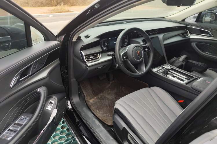 Used Hongqi H5 2024 1.5T DCT Smart Connect Flagship Edition
