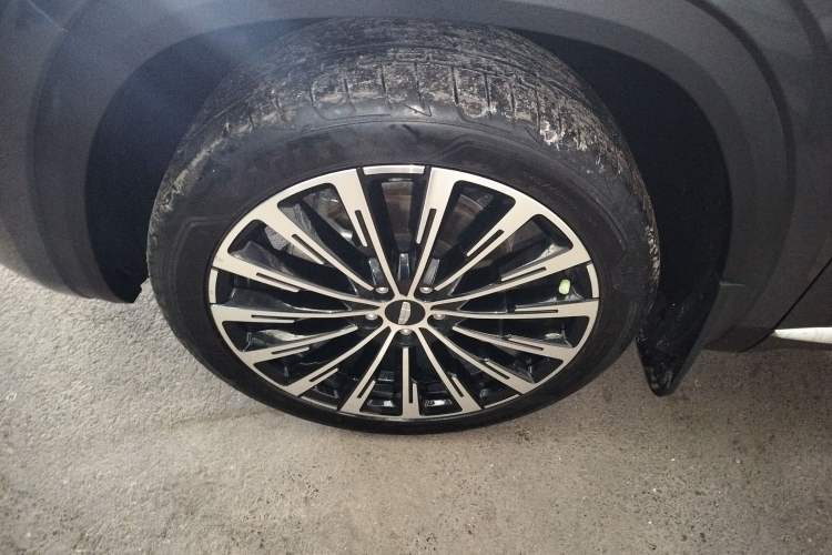 Used Geely Auto Monjaro L 2024 2.0TD High-Power Automatic Two-Wheel Drive Skyline Edition