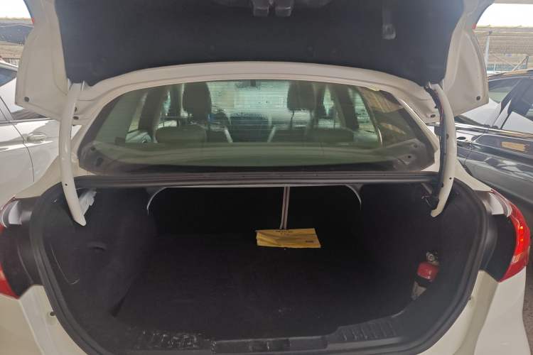 Used Ford Focus 2015 Sedan 1.6L Automatic Comfort Model
