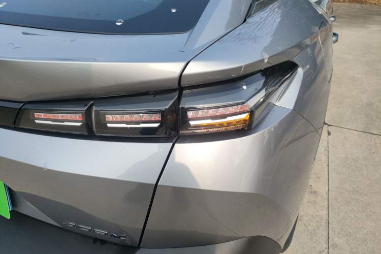 Used Peugeot 408X 2023 Gravity Edition
