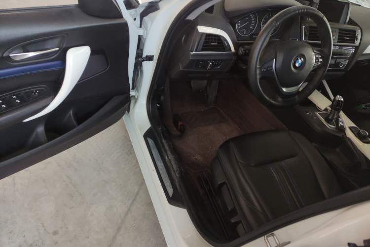 Used BMW 1 Series 2016 118i Urban Design Package
