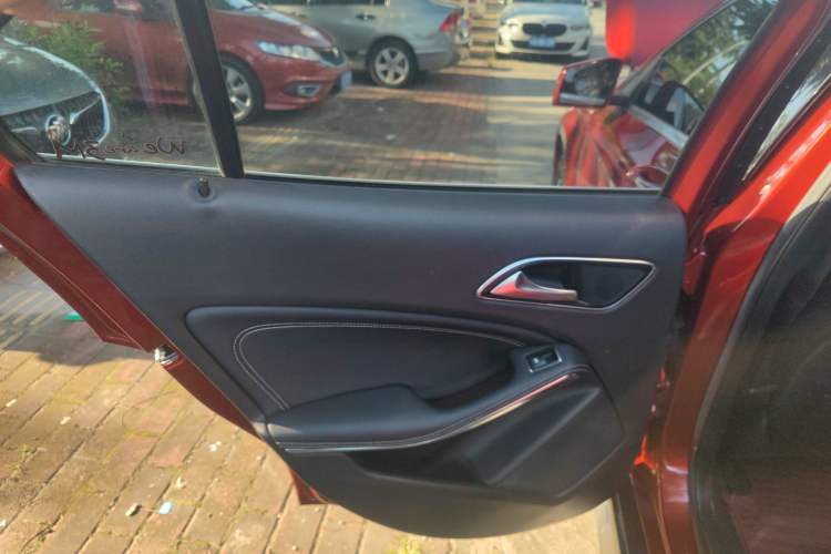 Used Mercedes-Benz GLA 2017 GLA 200 Fashion Model