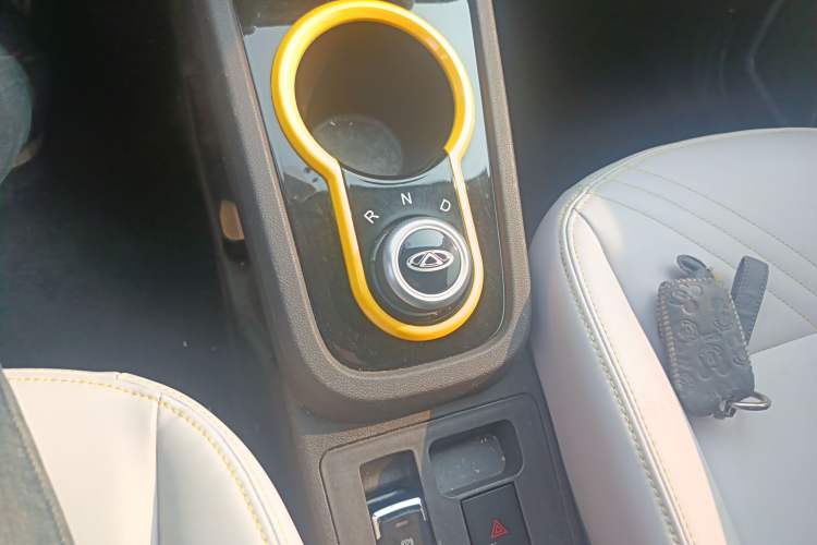 Used Chery Little Ant 2021 200 000-Yuan Ant Fan Edition Talent Version NMC Battery 301 km