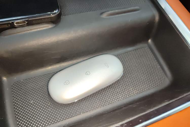 Used Li Auto L8 2023 Pro Model
