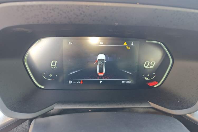 Used MG 5 2022 180 DVVT CVT Youth Luxury Edition
