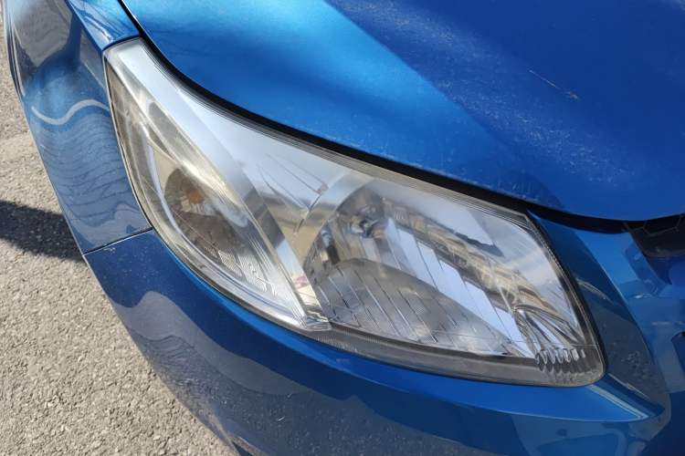 Used Chevrolet Sail 2013 Sedan 1.2L Manual Warm Edition
