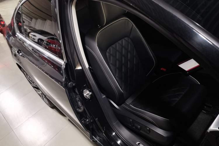 Used Volkswagen Magotan GTE Plug-in Hybrid 2022 GTE Prestige Model
