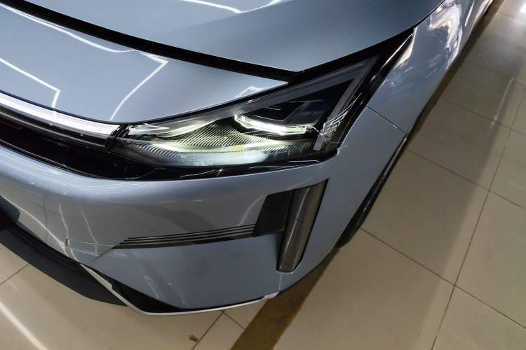 Used  L6 2025 EM-i 140km Long-Range Version