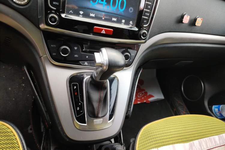 Used Haval H6 2015 Sport Edition 1.5T Automatic Two-Wheel Drive Luxury Model
