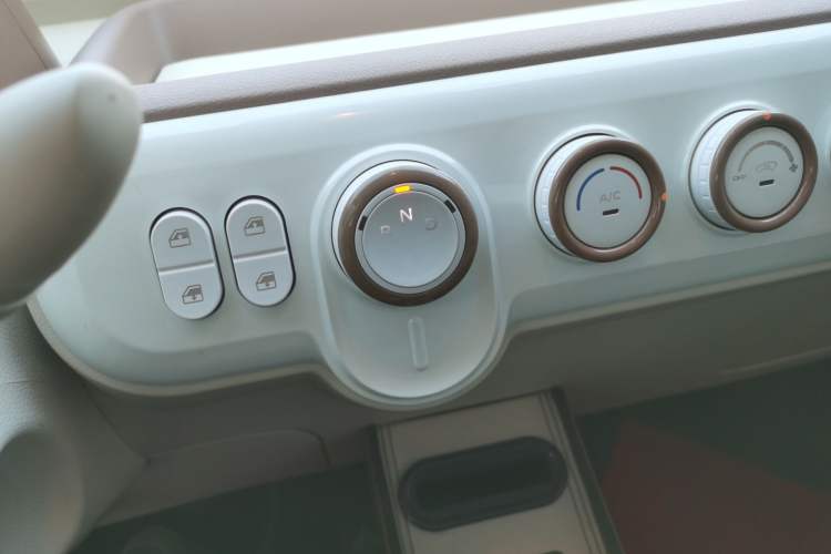 Used Bestune Pony 2026 222km Colorful Horse