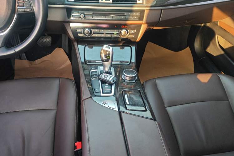 Used BMW 5 Series 2017 525Li Luxury Design Package