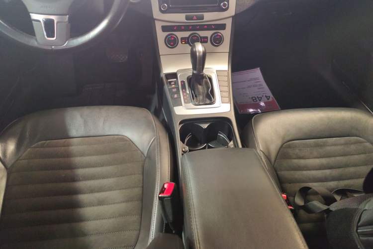 Used Volkswagen Magotan 2015 1.8TSI Luxury Model