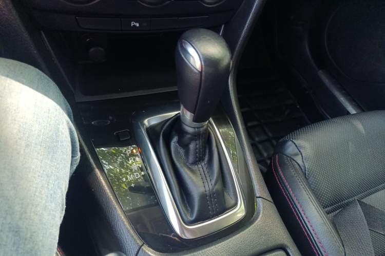 Used Mazda Atenza 2014 2.0L Blue Sky Luxury Edition
