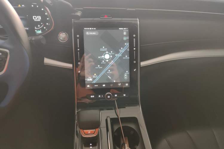 Used Roewe RX5 MAX 2021 Supreme Series 300TGI Automatic Luxury Cabin Edition