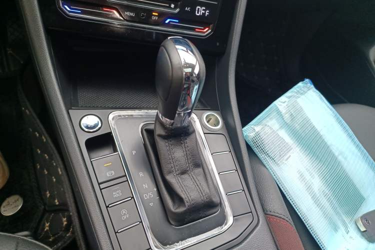 Used Volkswagen Bora 2021 1.5L Automatic Elite Smart Connect Edition
