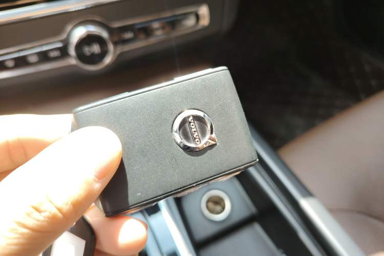 Used Volvo S90 2024 B5 Zhiyi Luxury Edition
