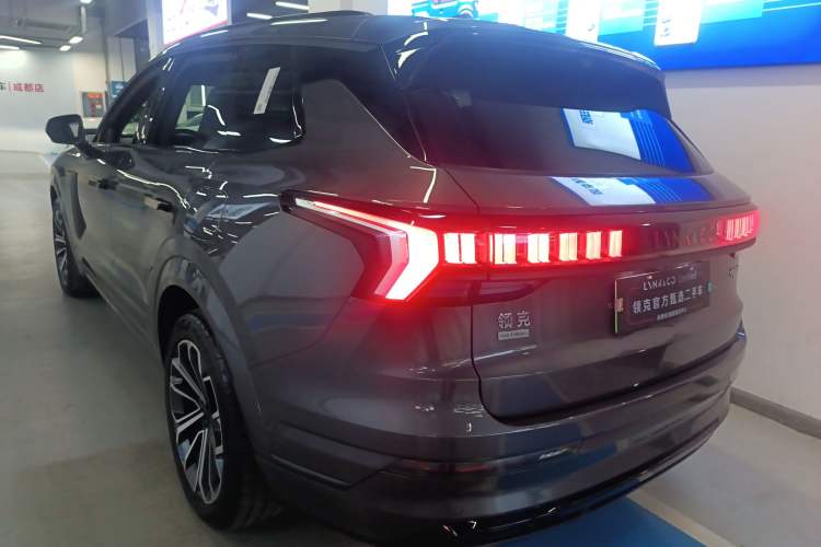 Used Lynk & Co 09 EM-P 2023 2.0TD EM-P Long-Range Version PM 7-Seater