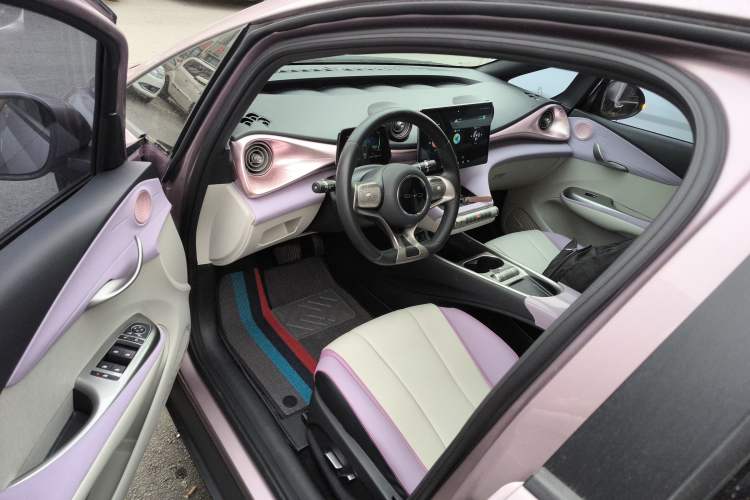 Used BYD Dolphin 2021 405 km Fashion Edition
