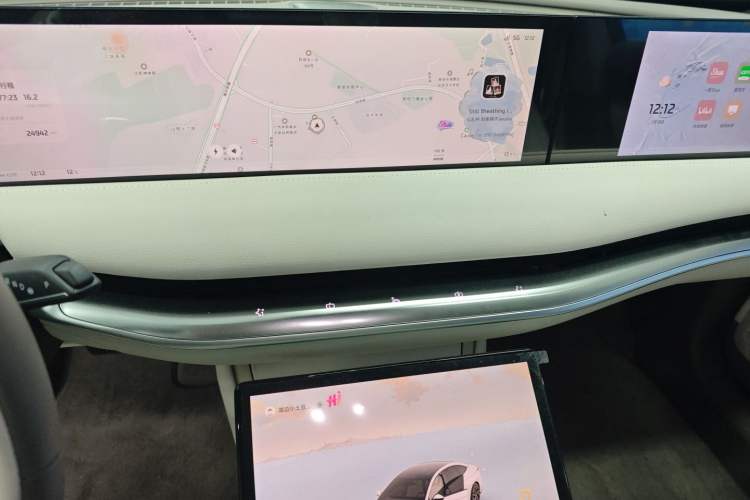 Used  L7 2022 Dynamic Model
