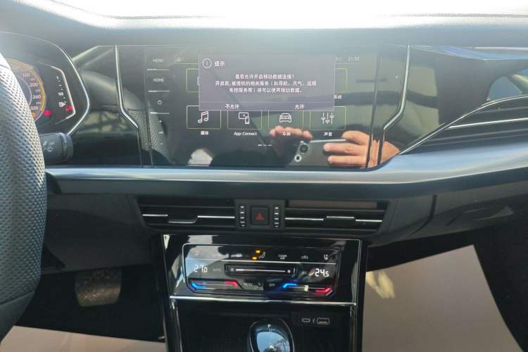 Used Volkswagen Passat 2025 Outstanding Model 380TSI Dragon Glory Edition
