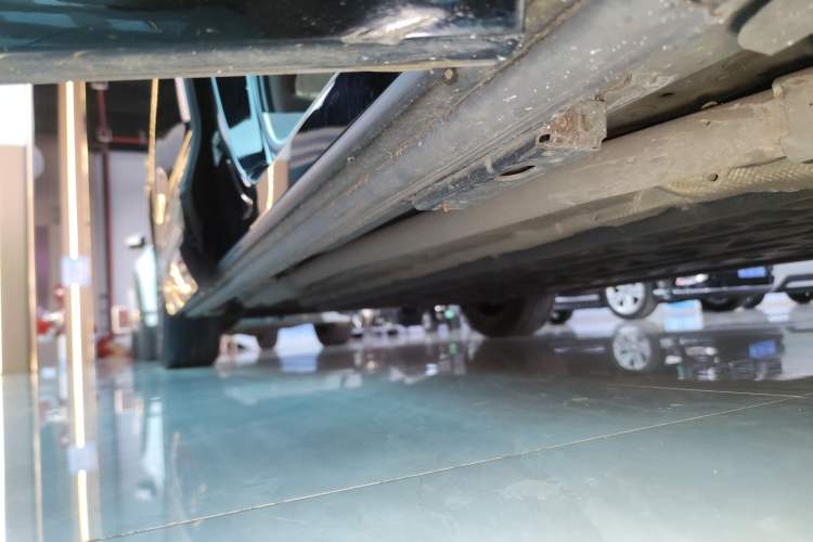 Used Denza D9 2022 DM-i 970 Four-Wheel Drive Prestige Model
