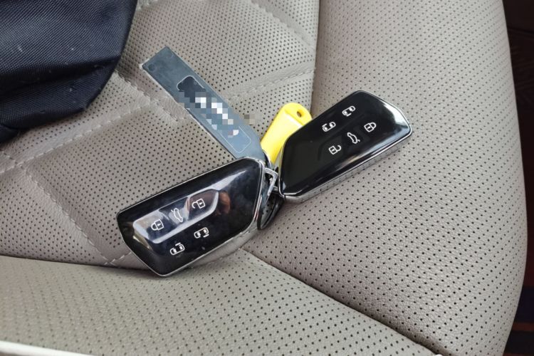 Used Volkswagen Viloran 2023 380TSI Prestige Edition
